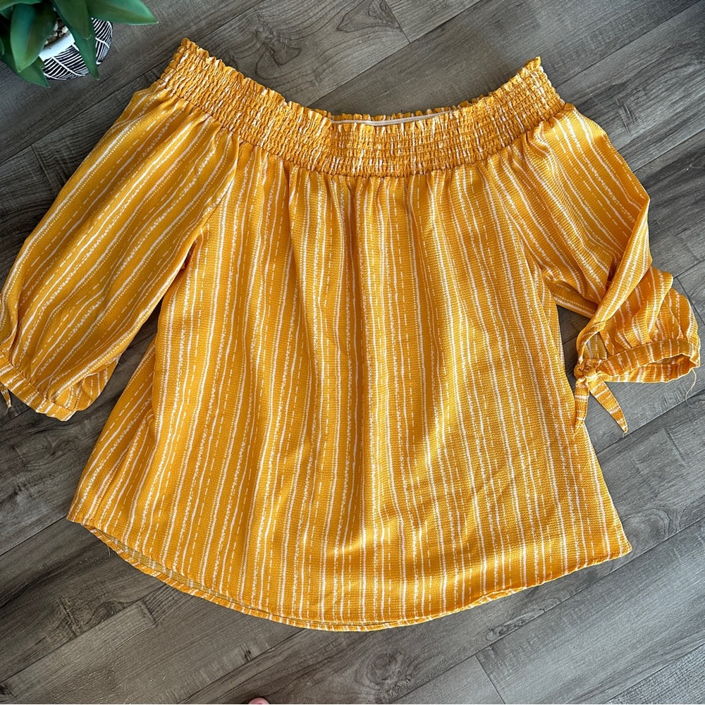Rue 21 yellow striped off the shoulder loose top size 2X